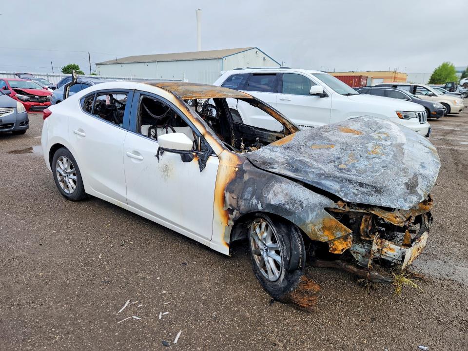 صورة رقم 4 من المزاد - 2017 MAZDA 3 مع VIN JM1BN1V73H1113999