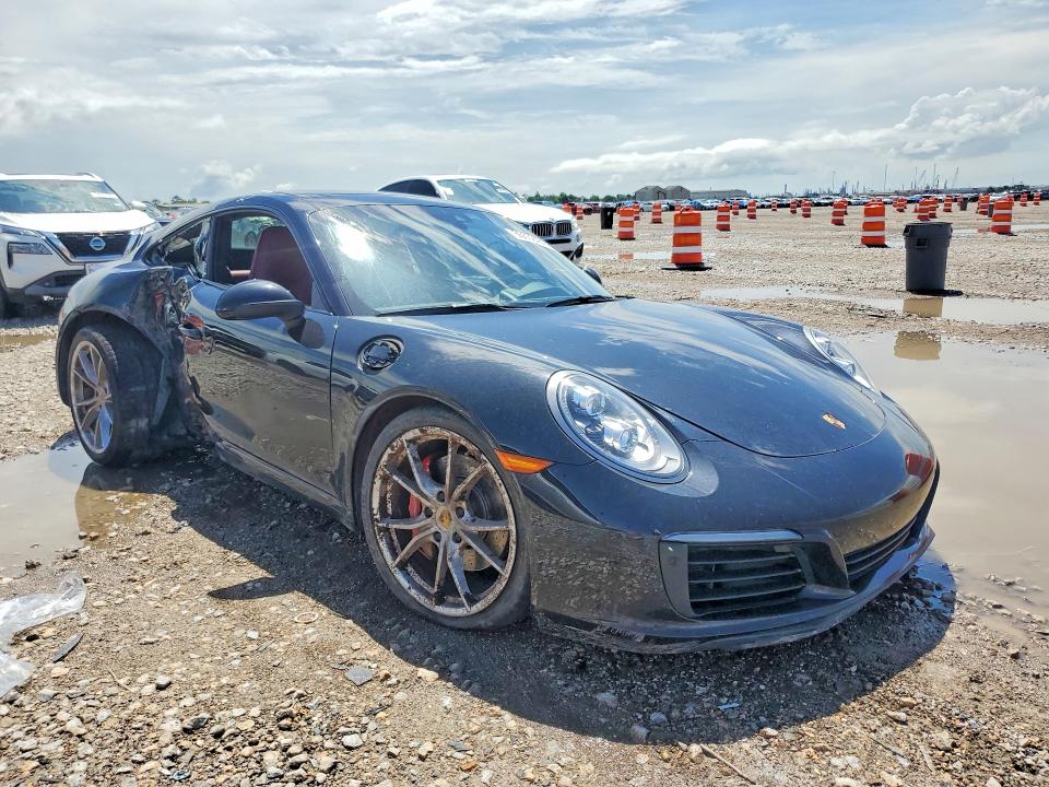 Photo 4 from auction – 2019 PORSCHE 911 with VIN WP0AB2A9XKS115400