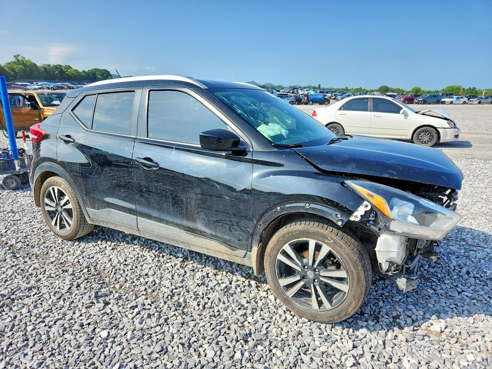 Photo 4 from auction – 2020 NISSAN KICKS with VIN 3N1CP5CV7LL540937