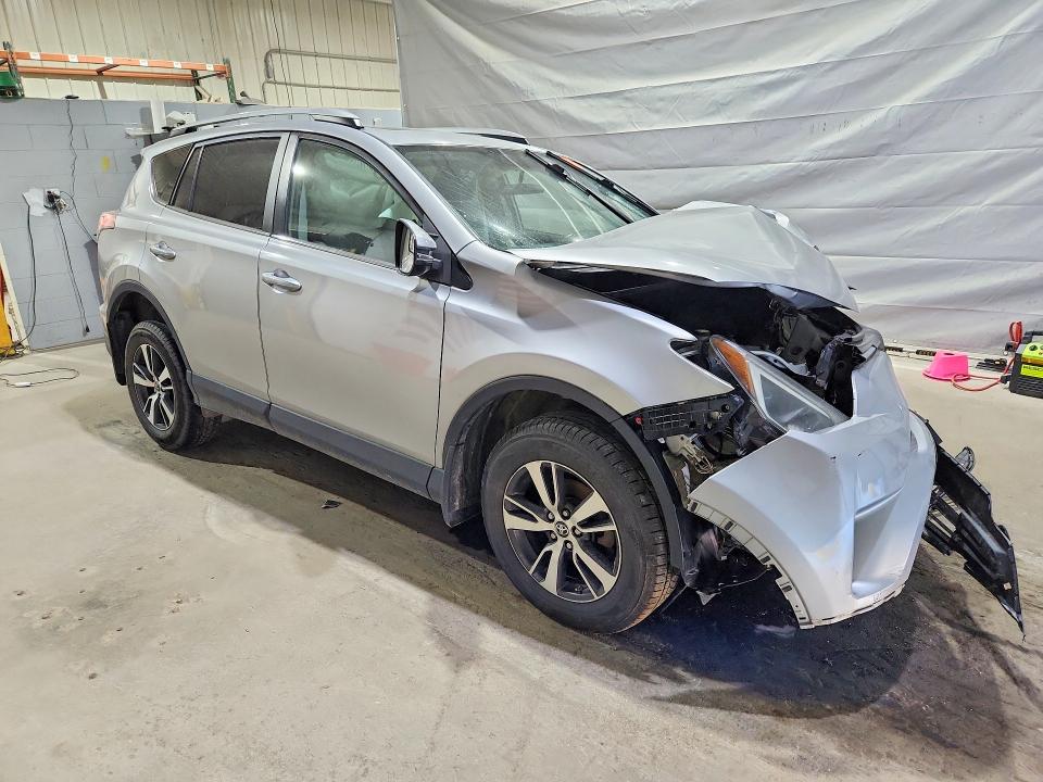Photo 4 from auction – 2016 TOYOTA RAV4 with VIN 2T3RFREV2GW488484