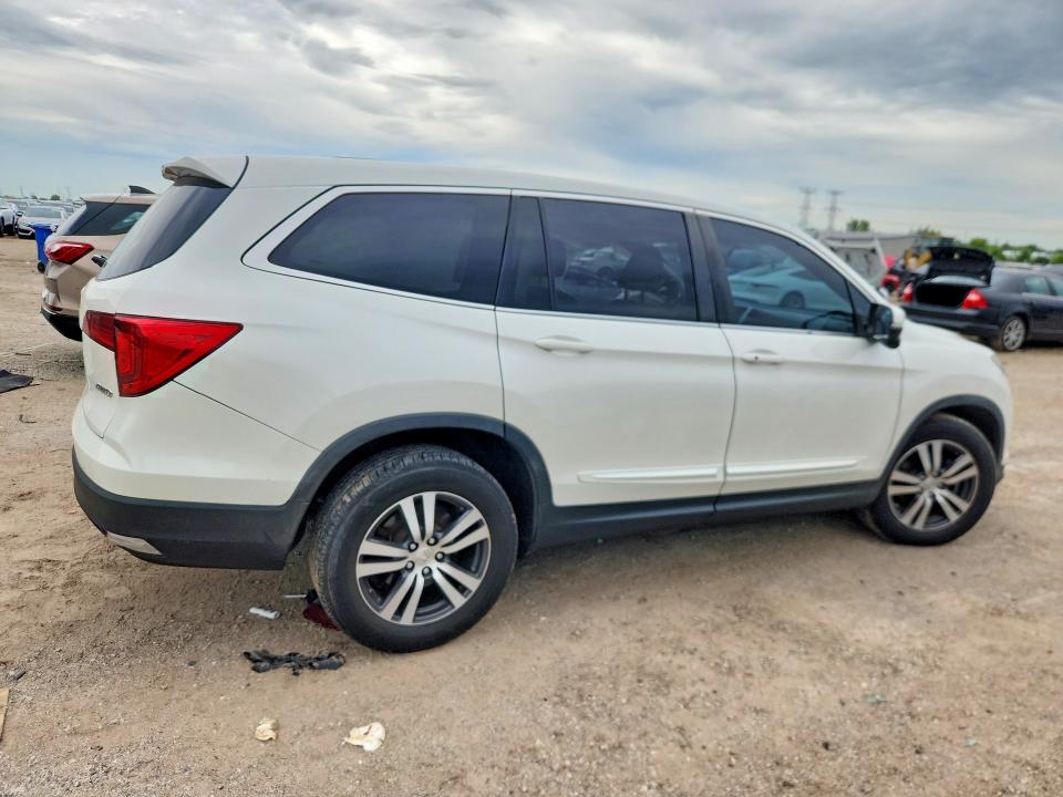 Photo 3 from auction – 2018 HONDA PILOT with VIN 5FNYF6H83JB056127