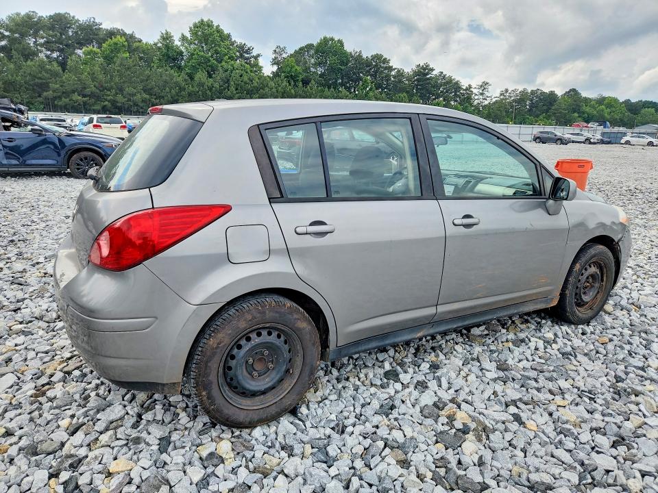 Photo 3 from auction – 2011 NISSAN VERSA with VIN 3N1BC1CP2BL464592