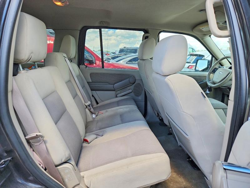 Photo 10 from auction – 2007 FORD EXPLORER with VIN 1FMEU73E77UA77909
