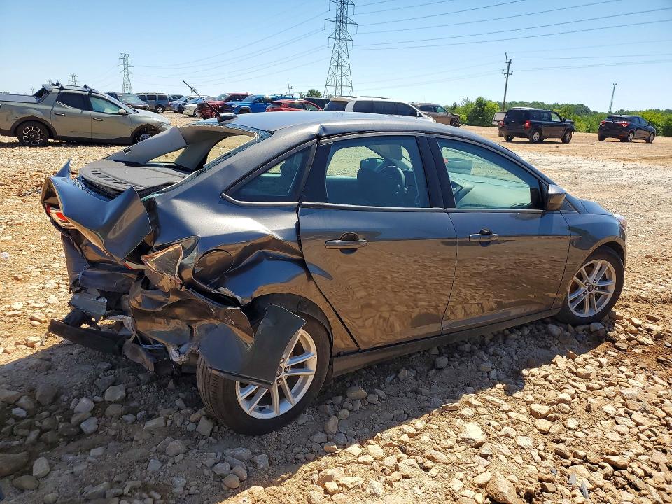 Photo 3 from auction – 2018 FORD FOCUS with VIN 1FADP3FE4JL210608