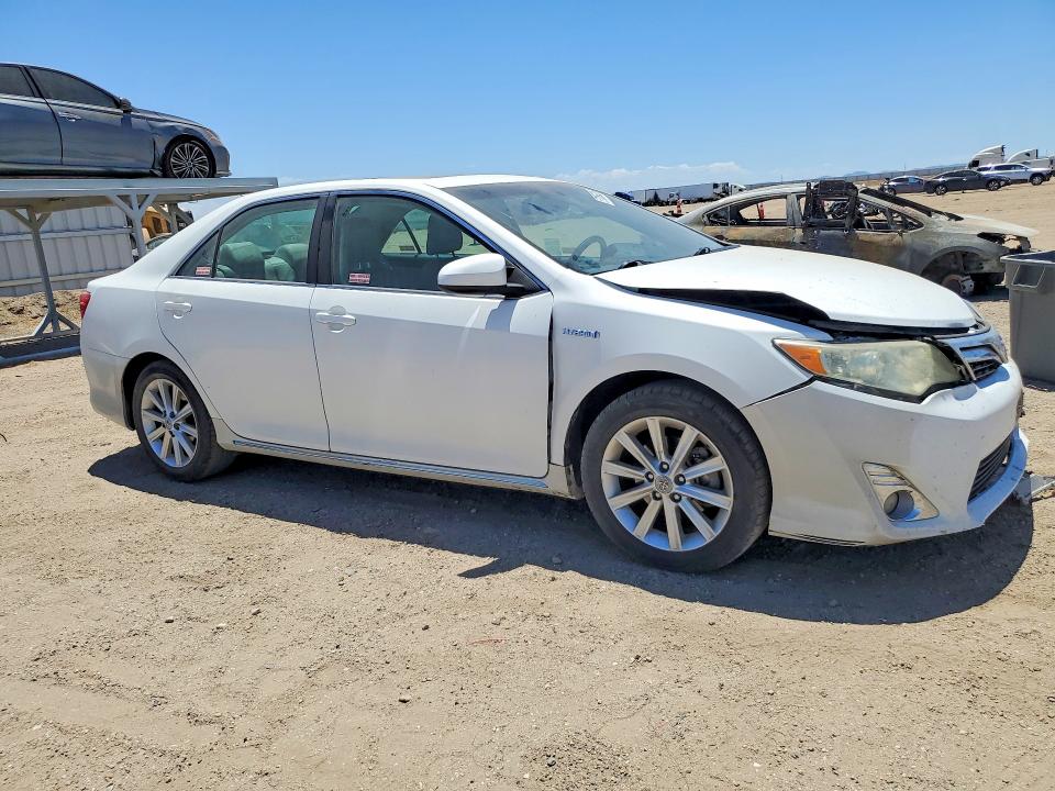 Photo 4 from auction – 2012 TOYOTA CAMRY HYBRID with VIN 4T1BD1FK0CU048439