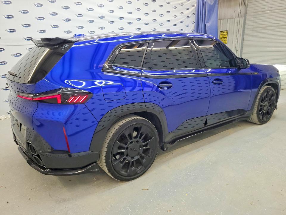 Photo 3 from auction – 2023 BMW XM with VIN 5YM23CS0XP9S15459