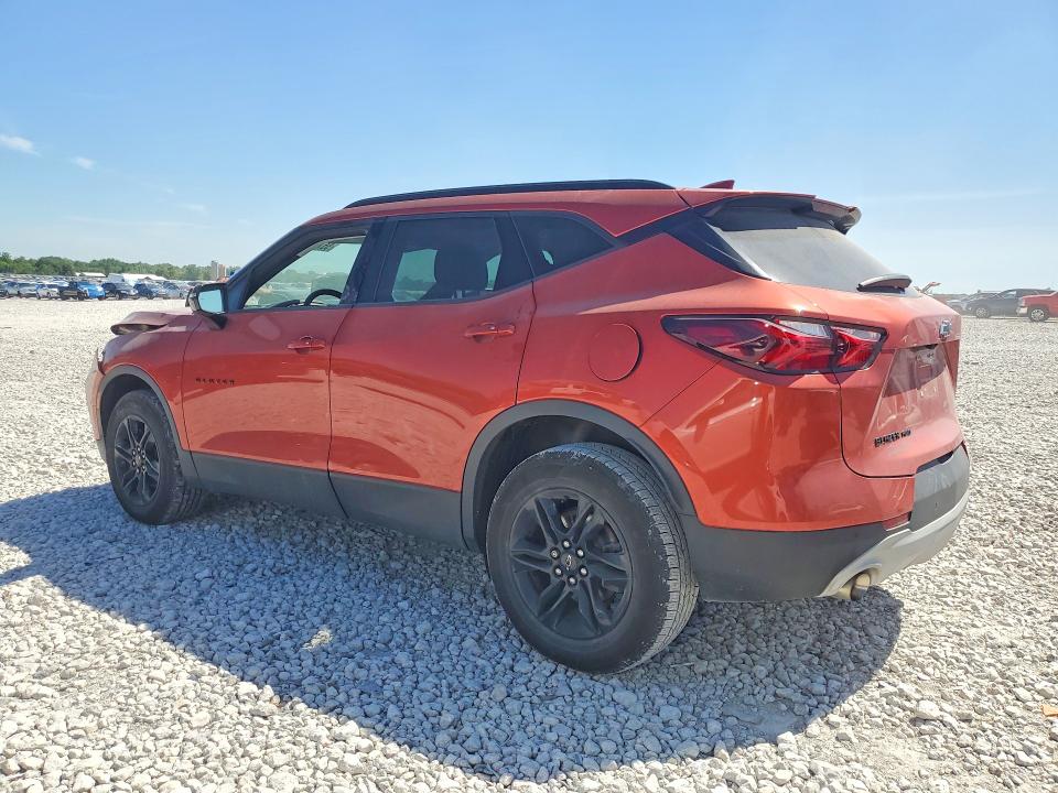 Photo 2 from auction – 2021 CHEVROLET BLAZER with VIN 3GNKBHRSXMS586623