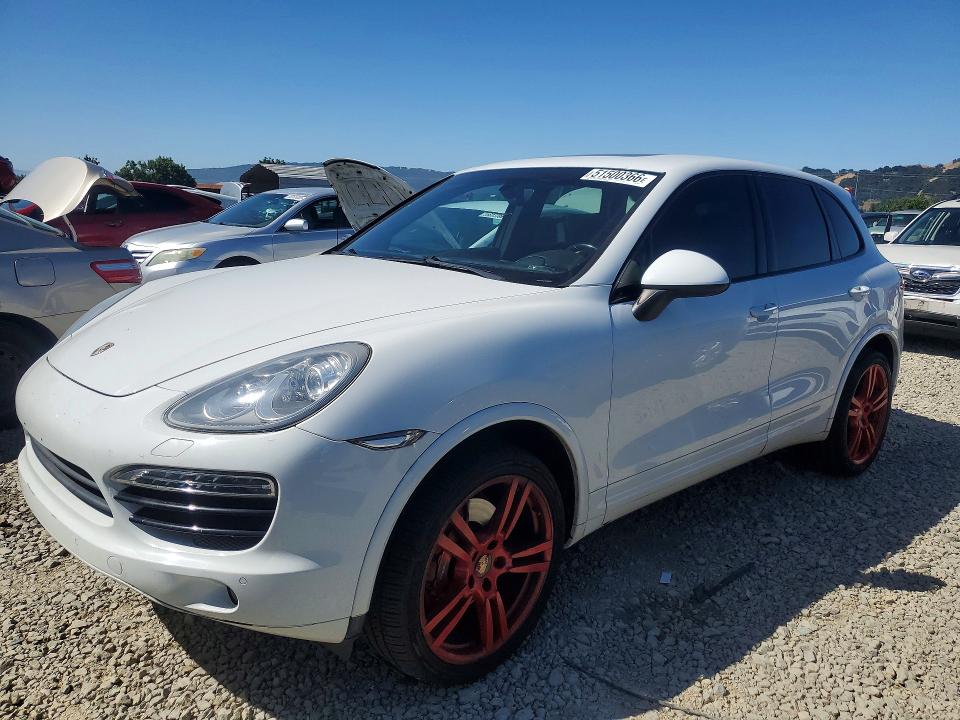 PORSCHE CAYENNE 2013 with VIN WP1AA2A21DLA09547 - Photo from auction