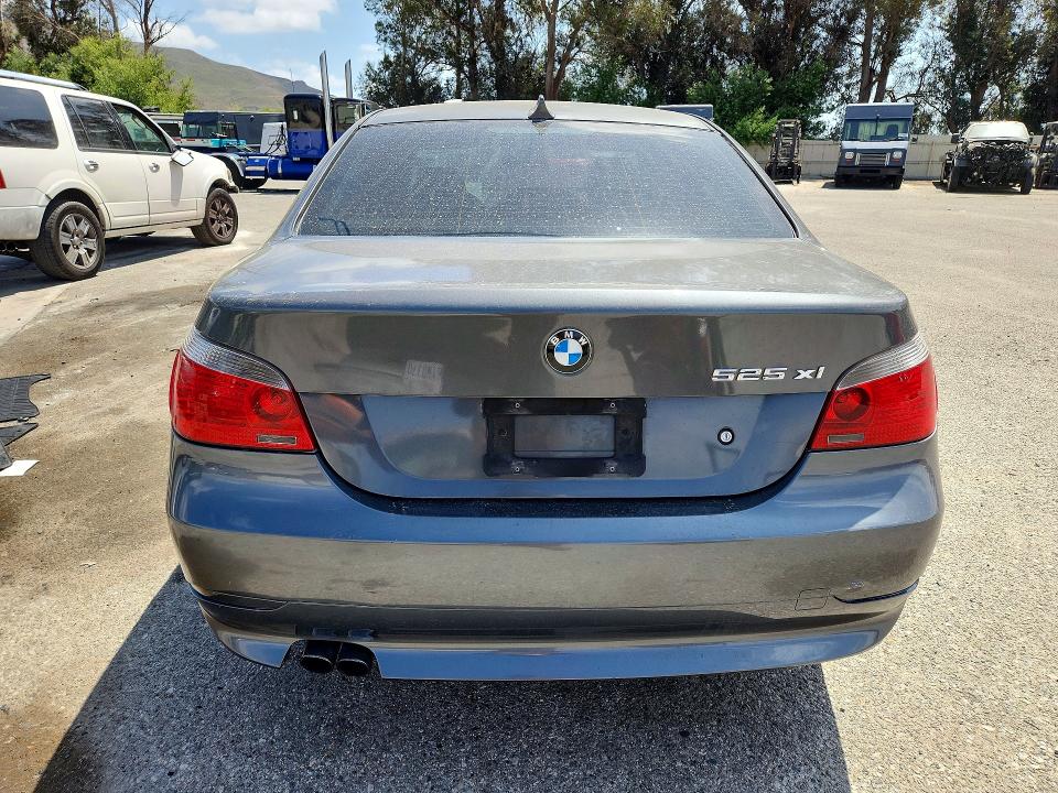 Photo 6 from auction – 2007 BMW 525 with VIN WBANF33597CS38948