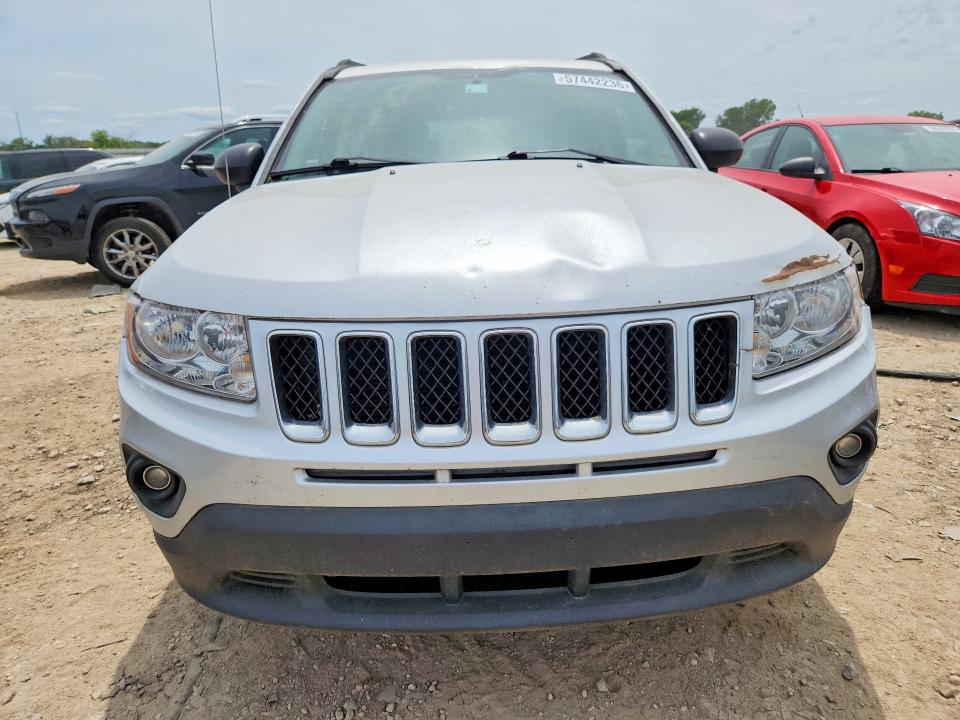 Photo 5 from auction – 2011 JEEP COMPASS with VIN 1J4NT1FB8BD221394