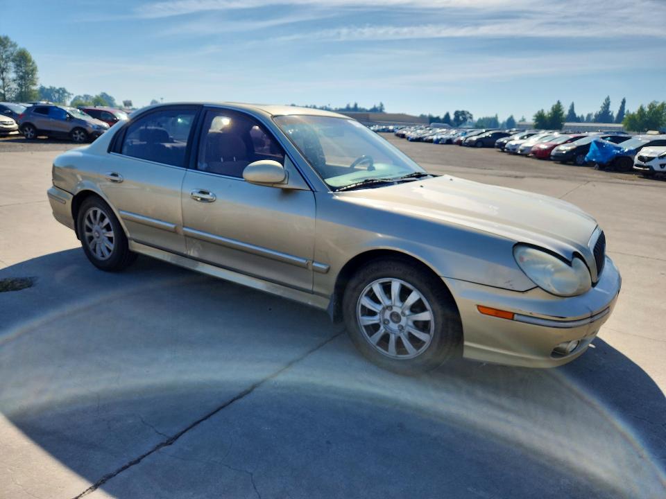 Photo 4 from auction – 2004 HYUNDAI SONATA with VIN KMHWF35H24A932978