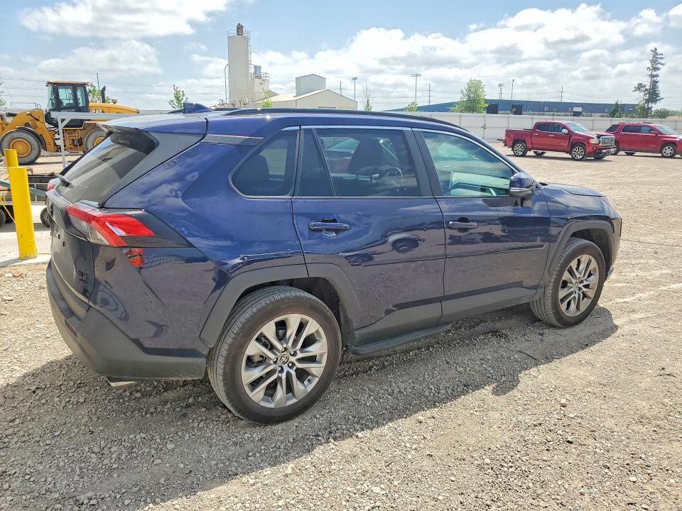 Photo 3 from auction – 2025 TOYOTA RAV4 with VIN 2T3A1RFV2SW604964