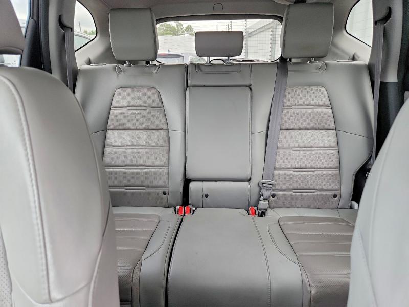 Photo 10 from auction – 2017 HONDA CR-V with VIN 2HKRW2H81HH684325