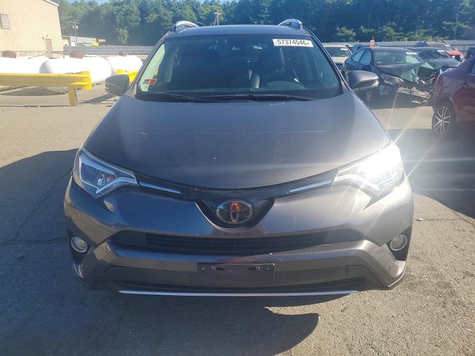 Foto 5 de la subasta – 2016 TOYOTA RAV4 con VIN 2T3DFREV6GW511520