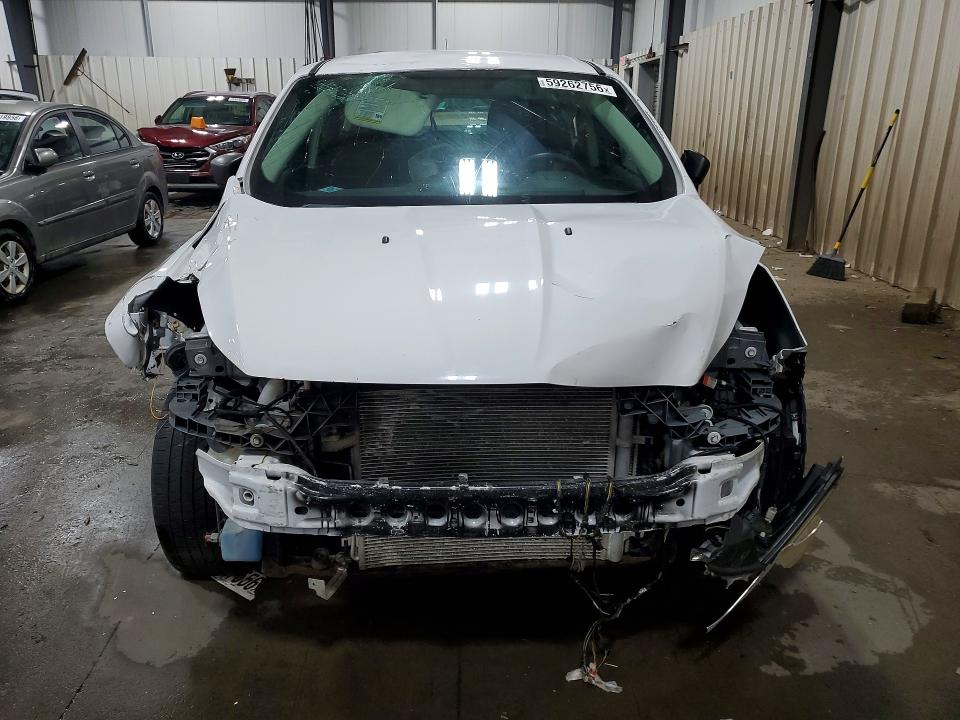 Photo 5 from auction – 2016 FORD ESCAPE with VIN 1FMCU0F77GUB38042