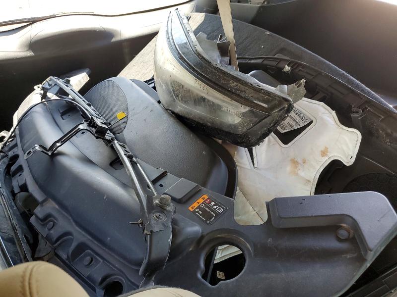 Photo 13 from auction – 2019 BUICK ENCLAVE with VIN 5GAEVAKW4KJ247082