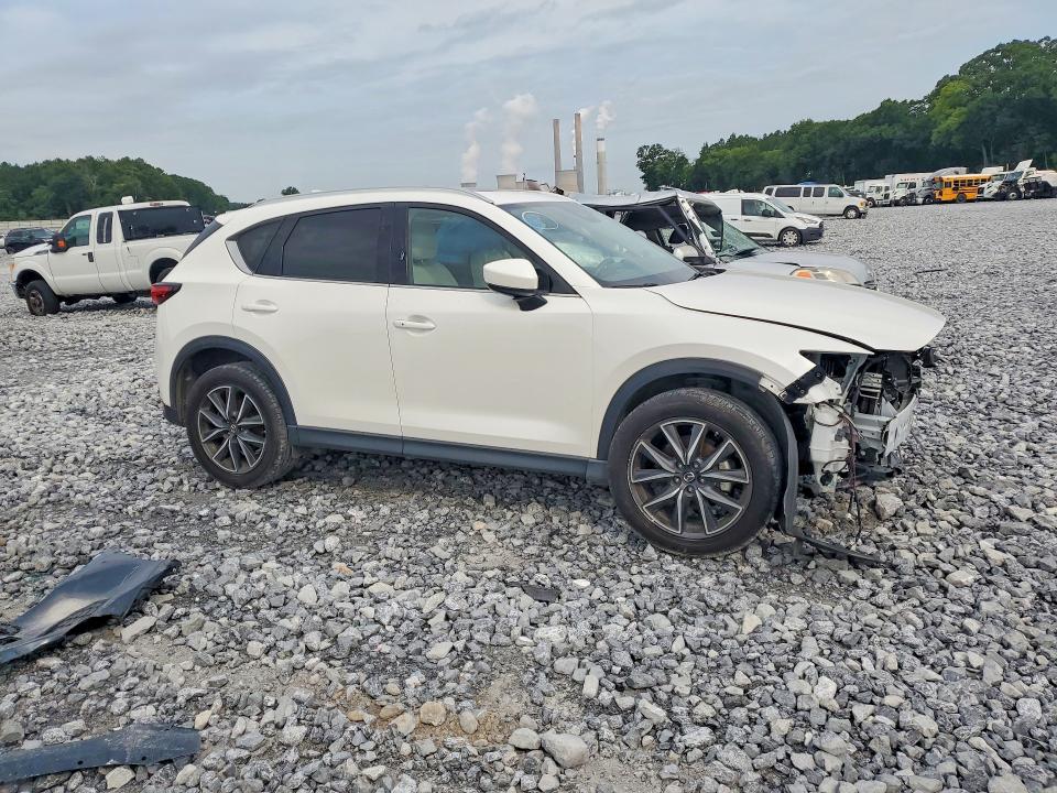 Photo 4 from auction – 2018 MAZDA CX-5 with VIN JM3KFADM6J1332053
