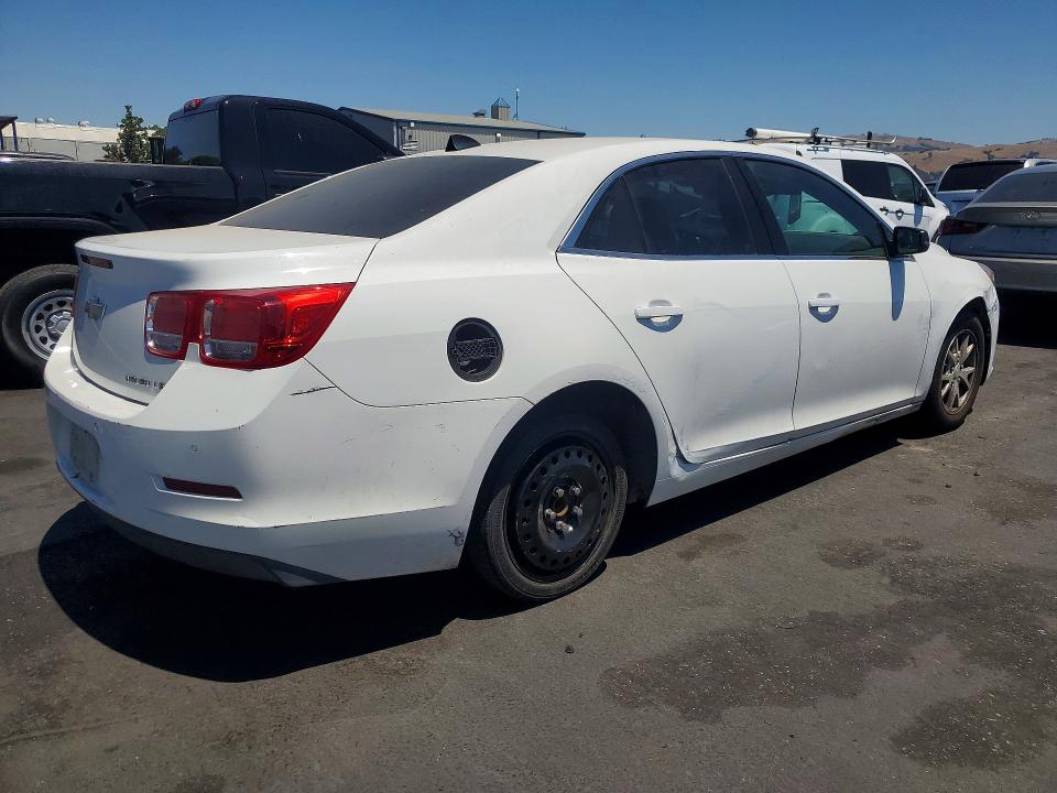 Photo 3 from auction – 2014 CHEVROLET MALIBU with VIN 1G11A5SL4EF157095