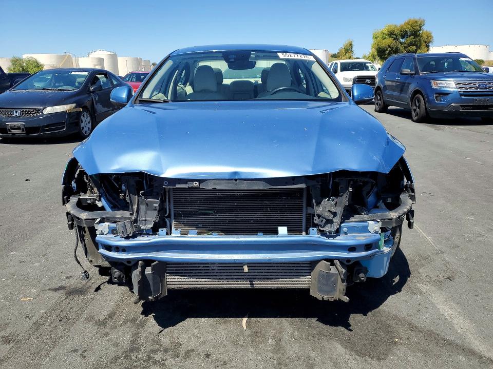 Photo 5 from auction – 2015 VOLVO S60 with VIN YV126MFK2F1348581