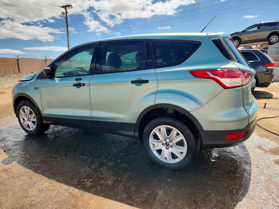 Photo 2 from auction – 2013 FORD ESCAPE with VIN 1FMCU0F79DUB94933