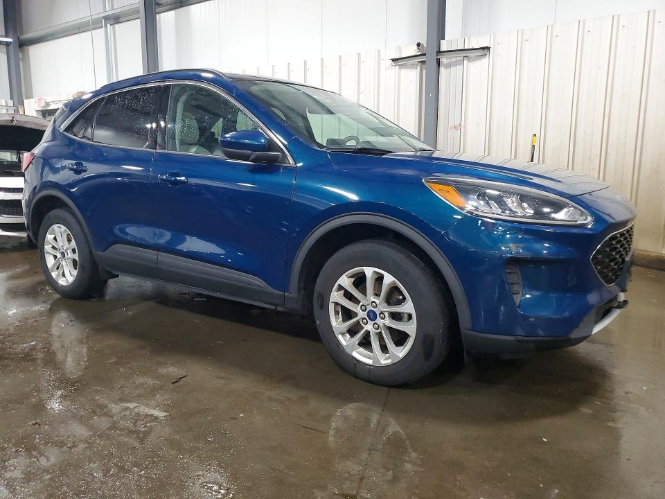 Photo 4 from auction – 2020 FORD ESCAPE with VIN 1FMCU9G62LUA09114
