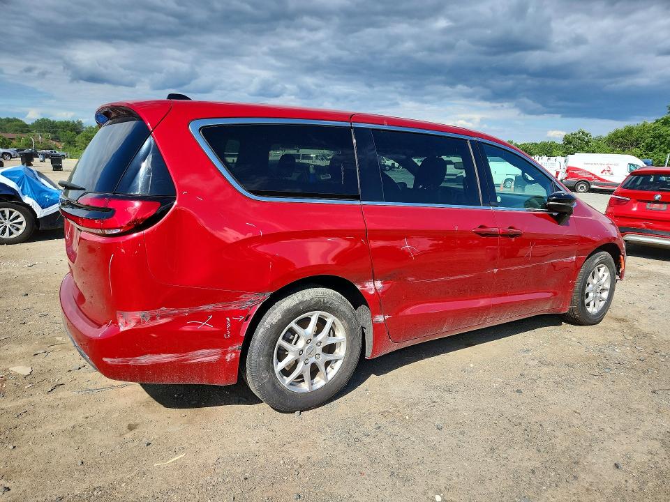Photo 3 from auction – 2025 CHRYSLER PACIFICA with VIN 2C4RC1BG0SR544991