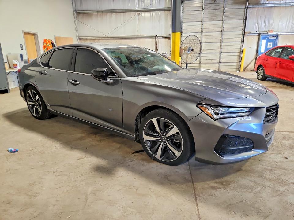 Photo 4 from auction – 2025 ACURA TLX with VIN 19UUB5F43SA000205
