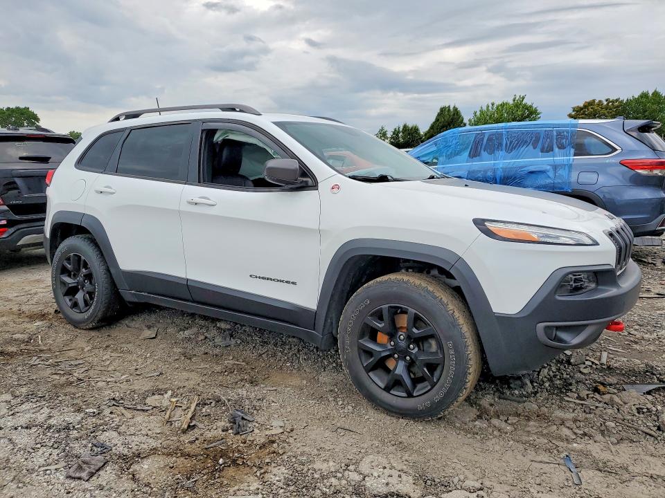Photo 4 from auction – 2016 JEEP CHEROKEE with VIN 1C4PJMBSXGW163957