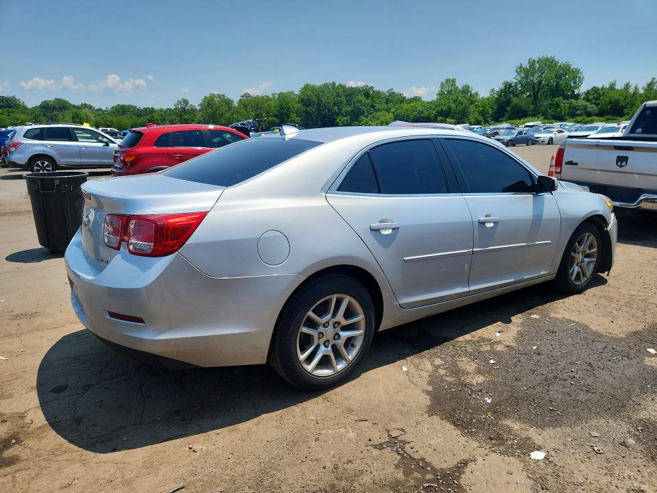 Photo 3 from auction – 2013 CHEVROLET MALIBU with VIN 1G11C5SA7DU109187