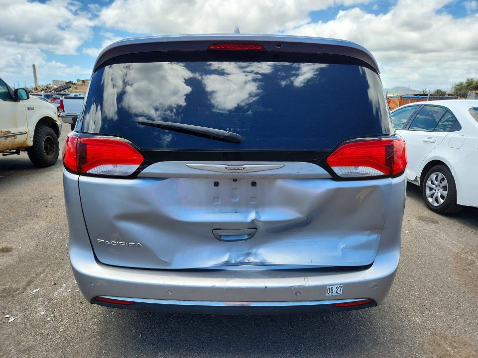 Фото 6 с аукциона – 2017 CHRYSLER PACIFICA с VIN 2C4RC1BG0HR530579
