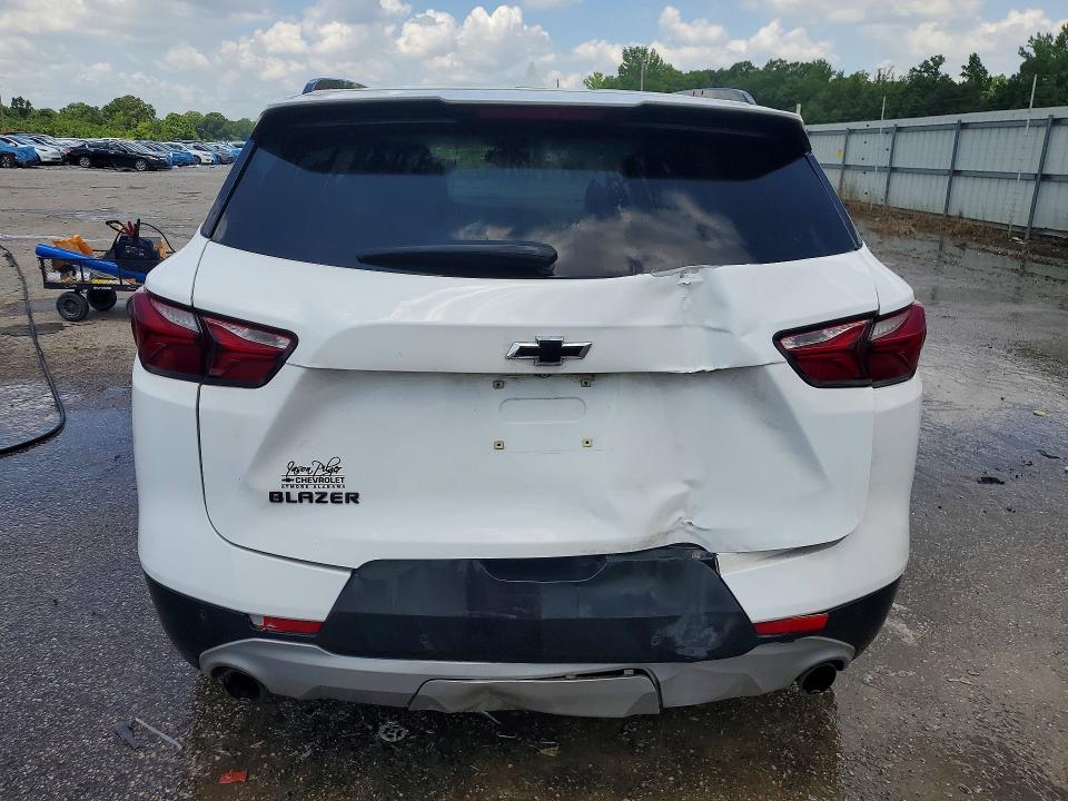 Photo 6 from auction – 2019 CHEVROLET BLAZER with VIN 3GNKBBRA5KS680071