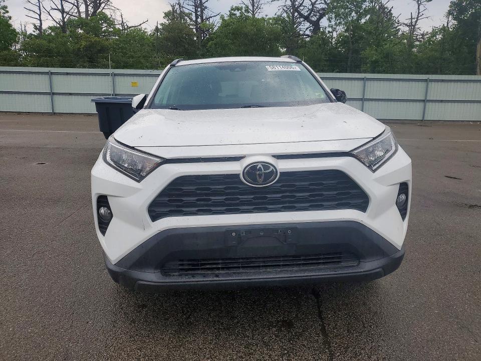 Photo 5 from auction – 2019 TOYOTA RAV4 with VIN 2T3A1RFV5KC038915