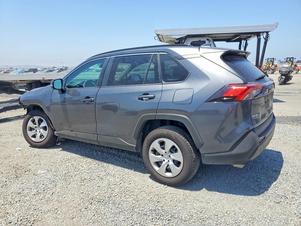 Photo 2 from auction – 2019 TOYOTA RAV4 with VIN 2T3K1RFV7KC021893
