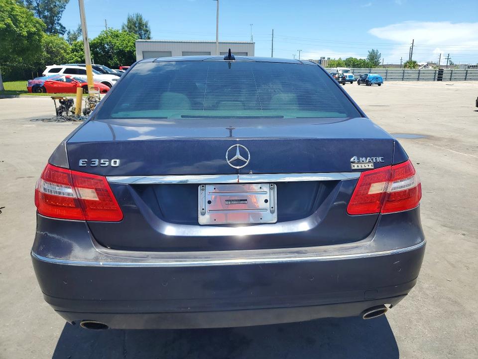 Photo 6 from auction – 2011 MERCEDES-BENZ E with VIN WDDHF8HB2BA355793