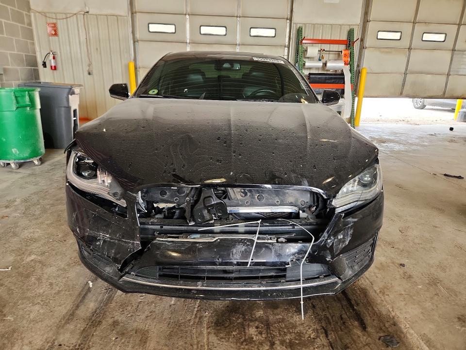 Photo 5 from auction – 2019 LINCOLN MKZ with VIN 3LN6L5LU3KR611474