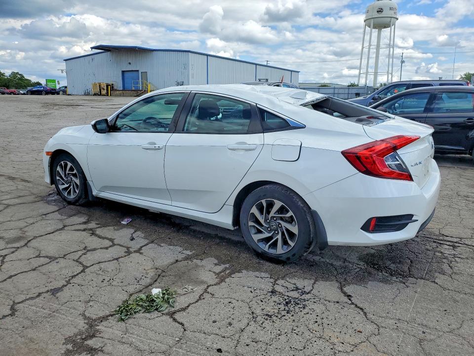 Photo 2 from auction – 2018 HONDA CIVIC with VIN 19XFC2F76JE034048