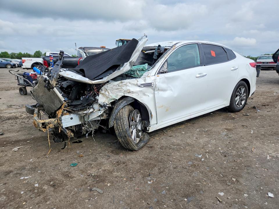 Photo 1 from auction – 2019 KIA OPTIMA with VIN 5XXGT4L38KG347743