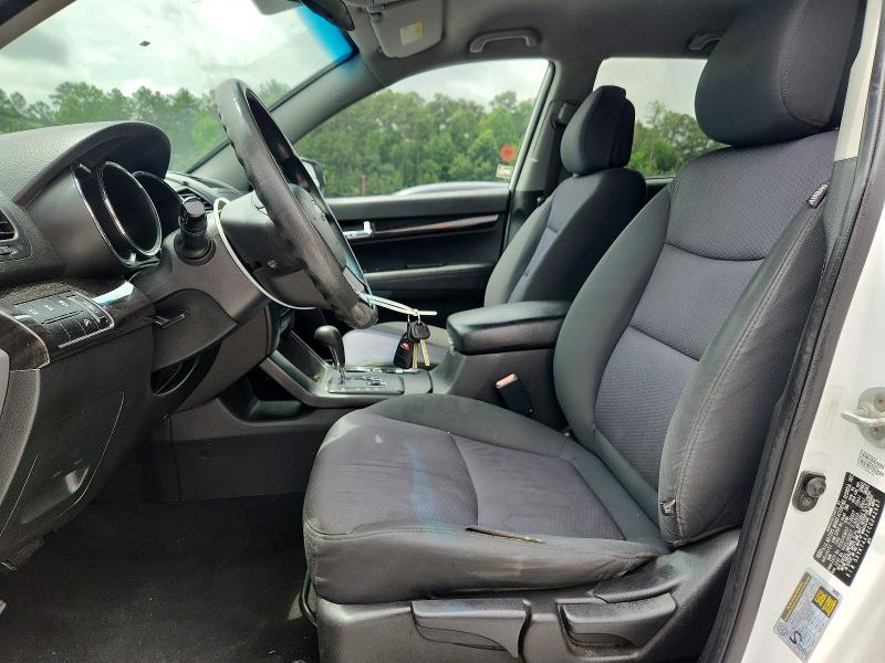 Photo 7 from auction – 2012 KIA SORENTO with VIN 5XYKT4A2XCG242607