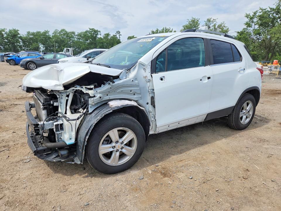 CHEVROLET TRAX 2019 with VIN KL7CJPSB3KB831840 - Photo from auction