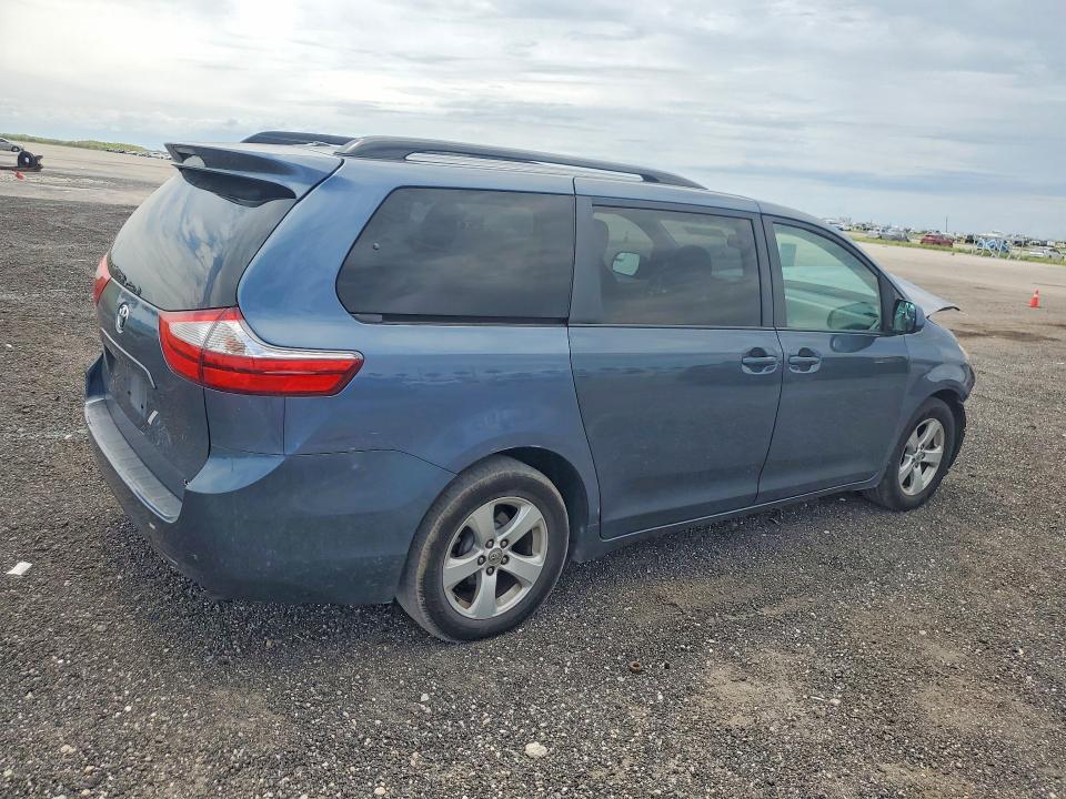 Photo 3 from auction – 2015 TOYOTA SIENNA with VIN 5TDKK3DC7FS656890