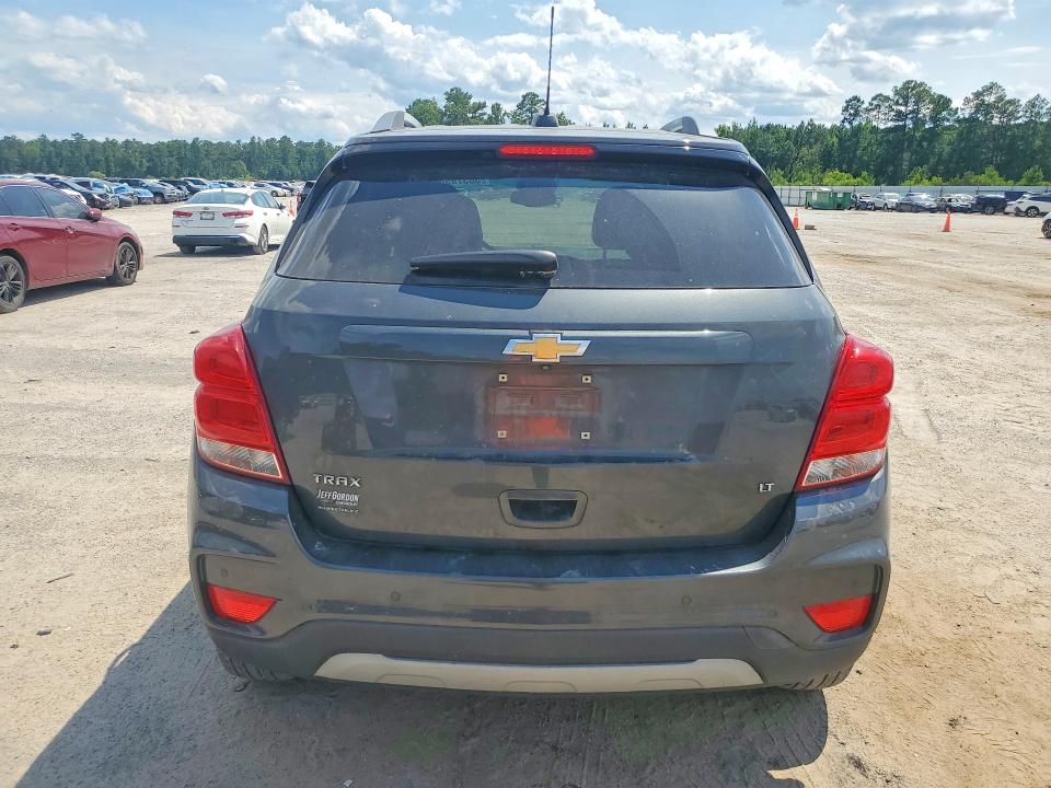 Photo 6 from auction – 2020 CHEVROLET TRAX with VIN 3GNCJLSB2LL269772