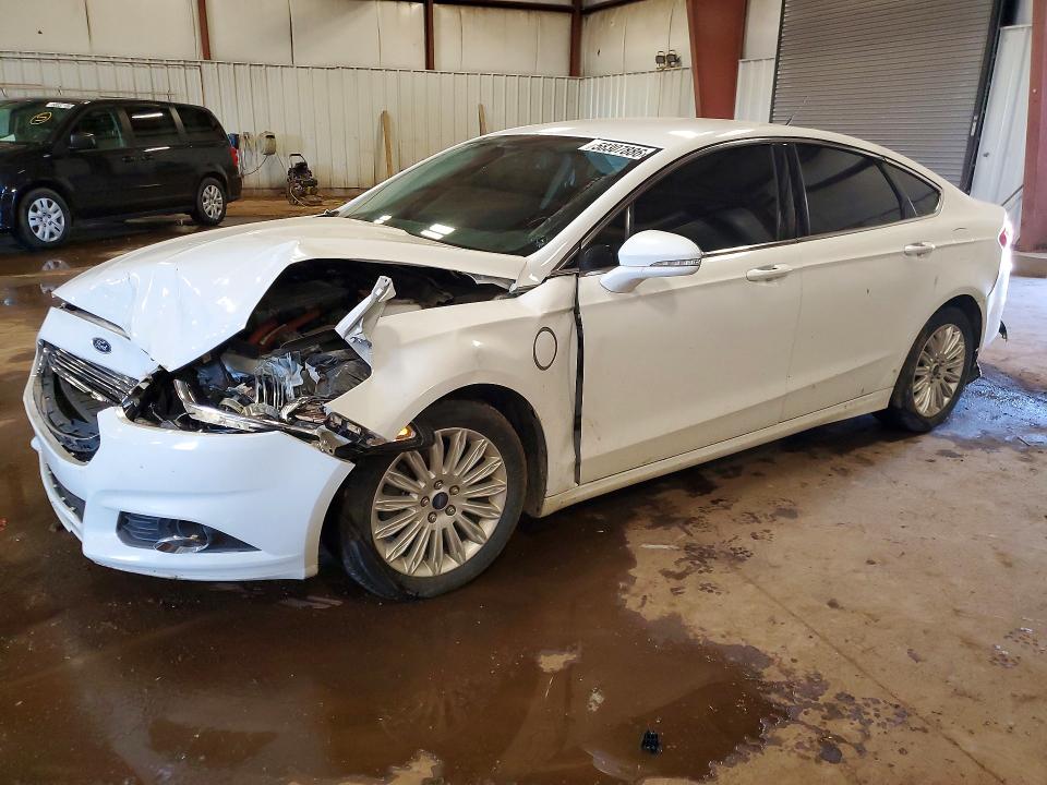 FORD FUSION 2016 with VIN 3FA6P0PU5GR131844 - Photo from auction