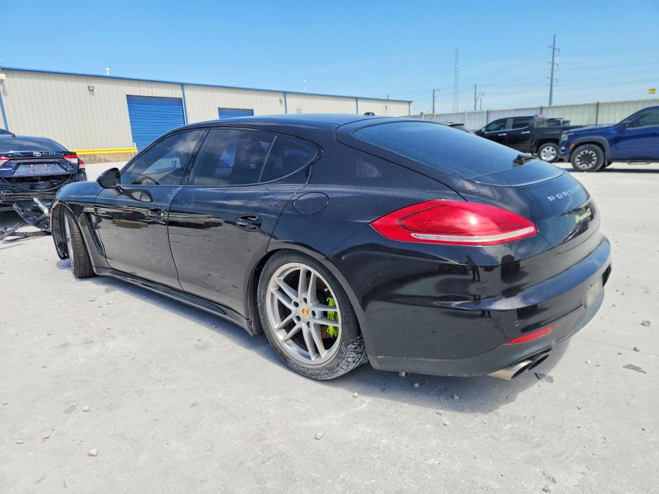 Photo 2 from auction – 2016 PORSCHE PANAMERA with VIN WP0AD2A77GL040522
