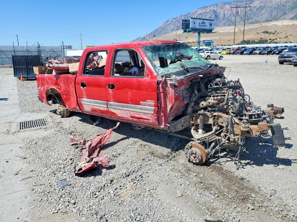 Photo 4 from auction – 2005 CHEVROLET SILVERADO with VIN 1GCHK23215F827158