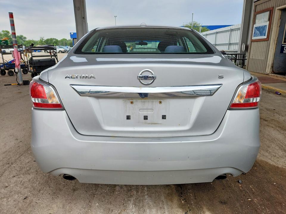 Photo 6 from auction – 2015 NISSAN ALTIMA with VIN 1N4AL3AP9FC149982
