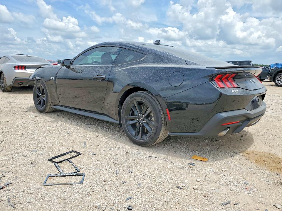 Photo 2 from auction – 2024 FORD GT with VIN 1FA6P8CF3R5426758