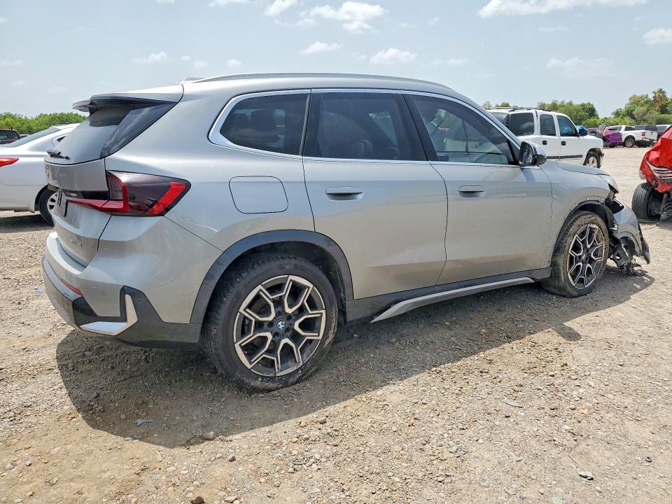 Photo 3 from auction – 2023 BMW X1 with VIN WBX73EF09P5X34548