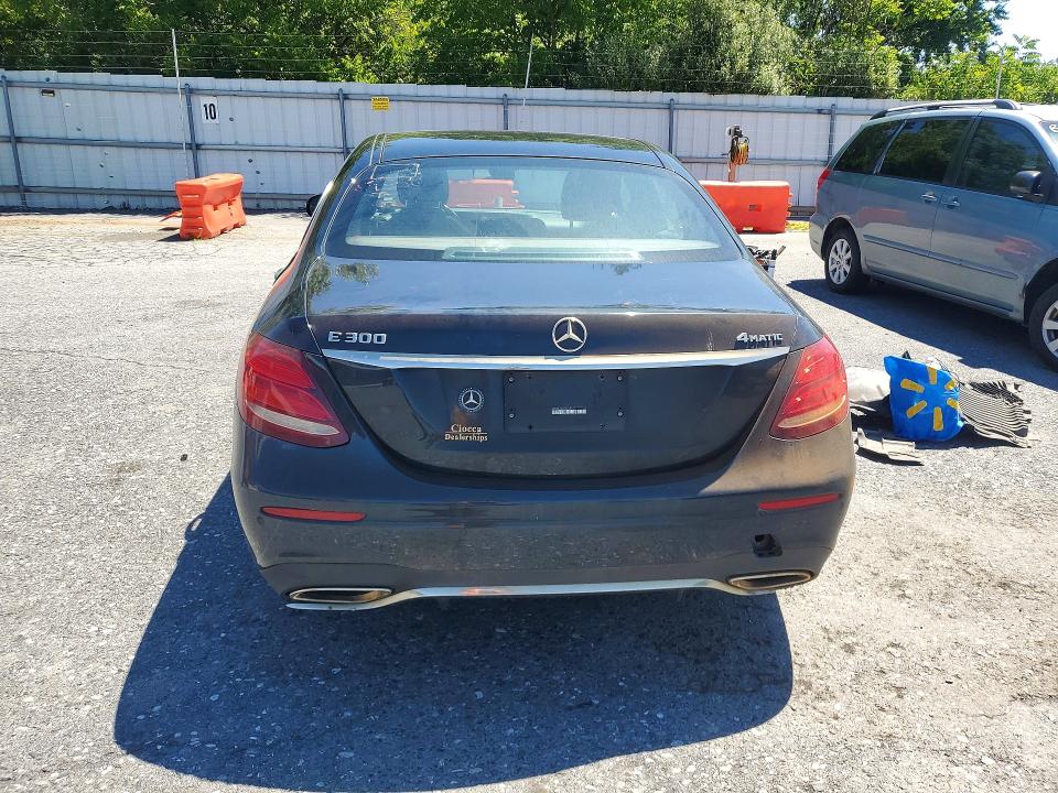 Photo 6 from auction – 2017 MERCEDES-BENZ E with VIN WDDZF4KBXHA025740