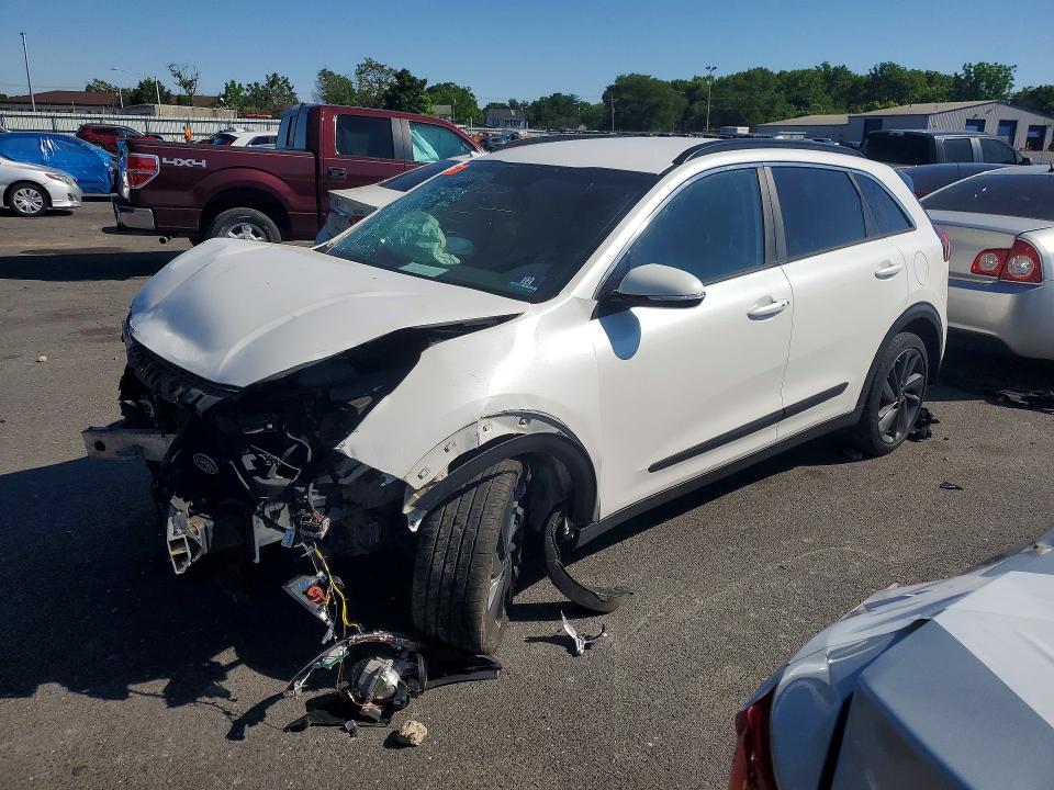KIA NIRO 2017 with VIN KNDCC3LC0H5061794 - Photo from auction