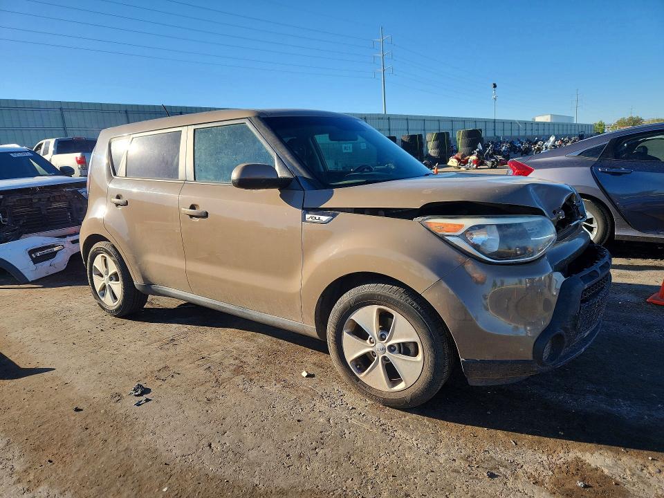Photo 4 from auction – 2016 KIA SOUL with VIN KNDJN2A23G7239075